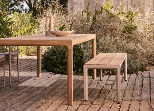 Tribu Illum bench