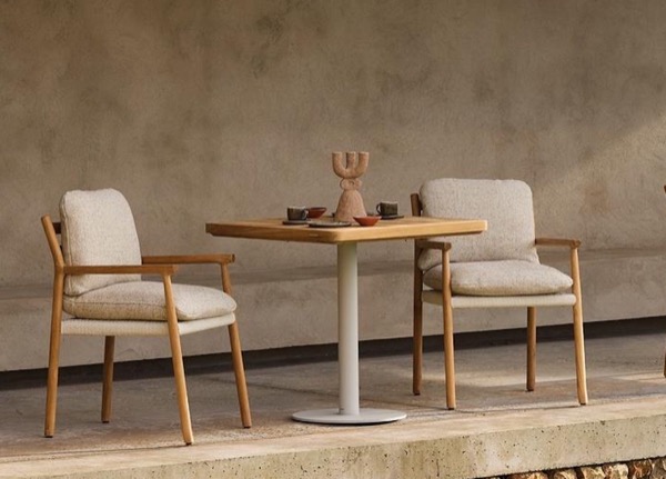 Manutti Muyu chair
